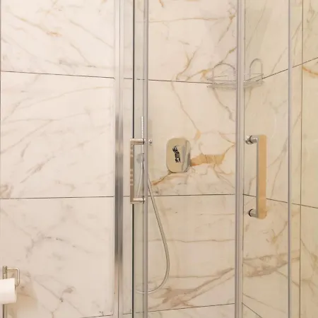 Apartment The Rent - Elegant Five-bedrooms Near Colosseo *