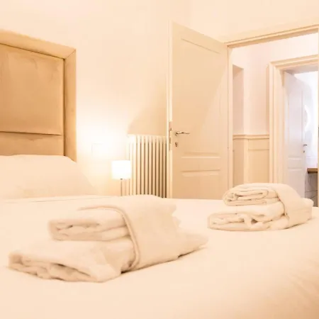 The Rent - Elegant Five-bedrooms Near Colosseo *