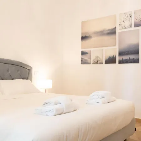 The Rent - Elegant Five-bedrooms Near Colosseo * Rome