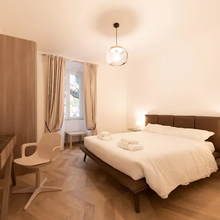 The Rent - Elegant Five-bedrooms Near Colosseo *